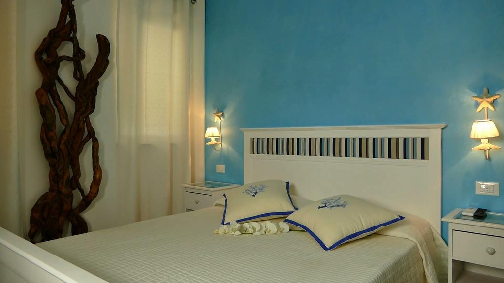 Bed & Breakfast Venezia マリーナ・ディ・カッラーラ 部屋 写真