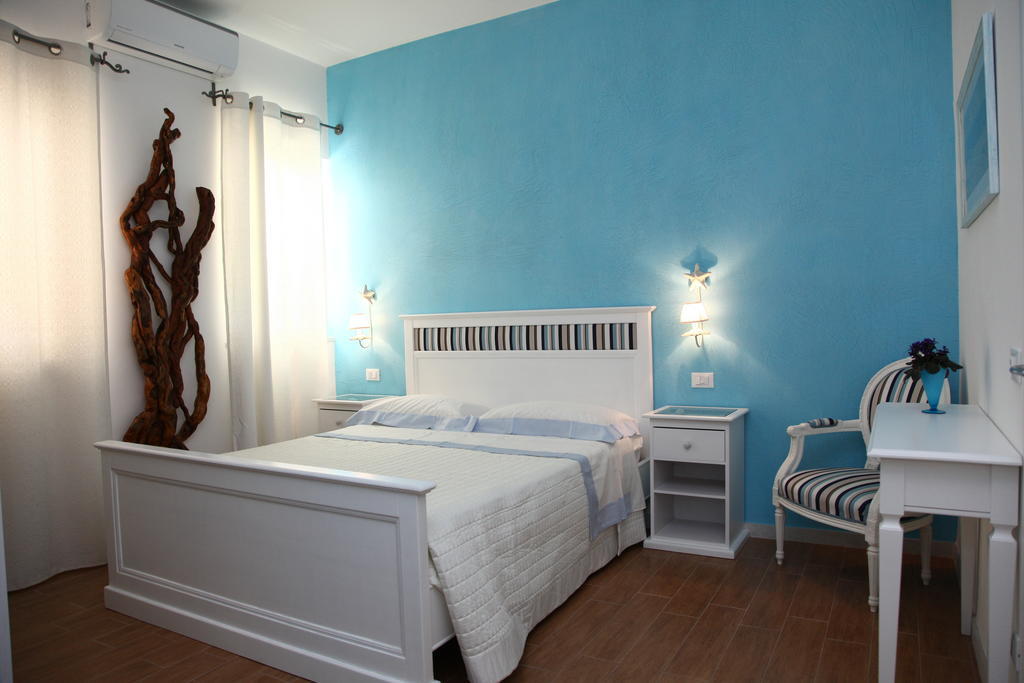 Bed & Breakfast Venezia マリーナ・ディ・カッラーラ 部屋 写真
